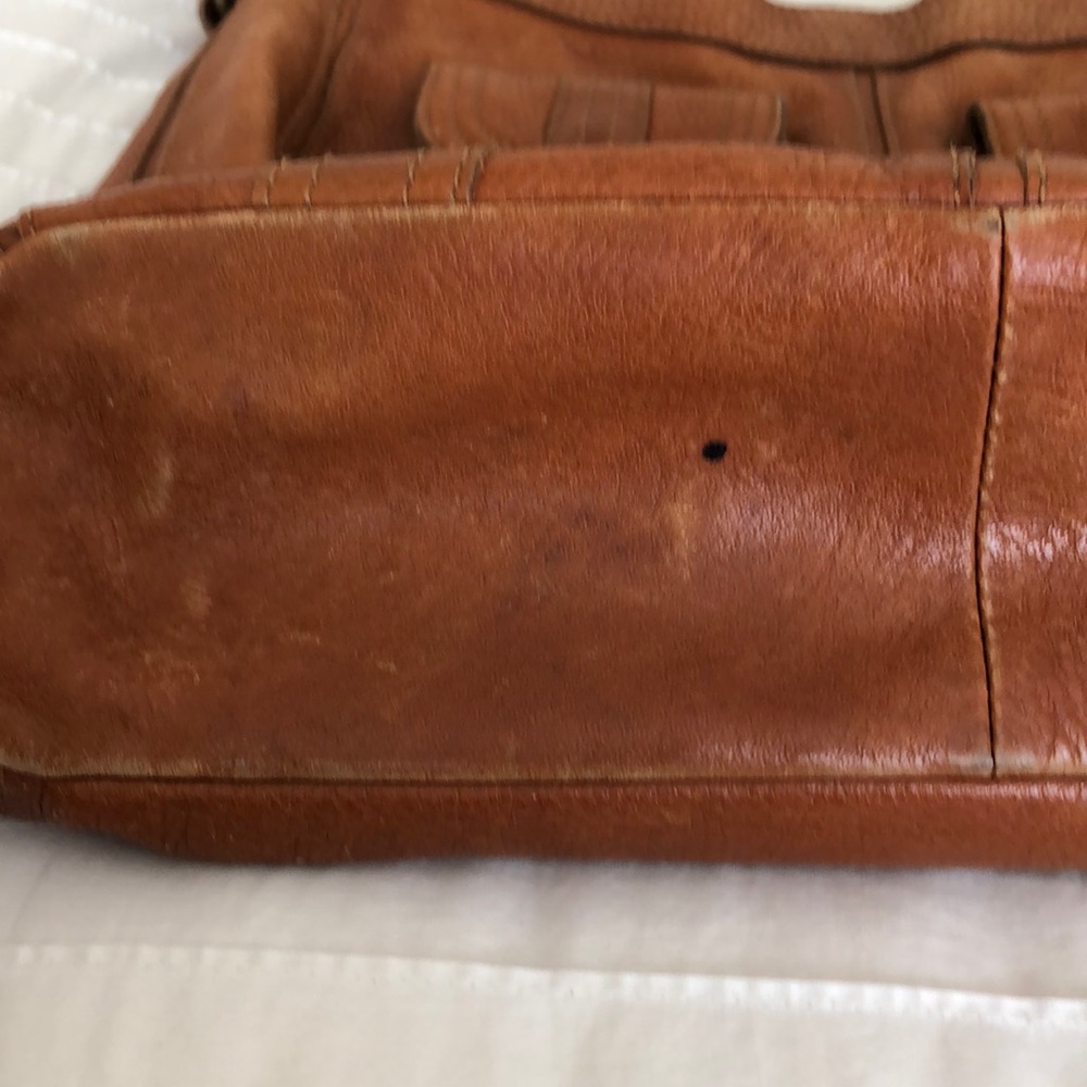 Banana Republic•Large Leather Handbag - Picture 12 of 12